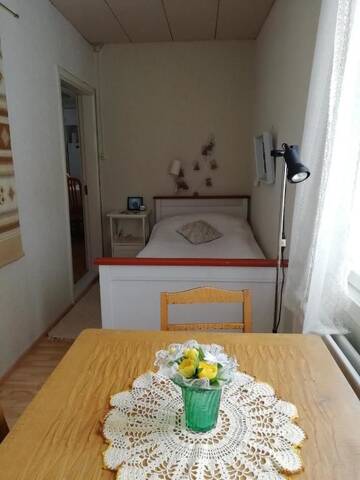 Фото номера Стандартный одноместный номер Кемпинги Firelake Guest House and Camping г. Юливиеска 7